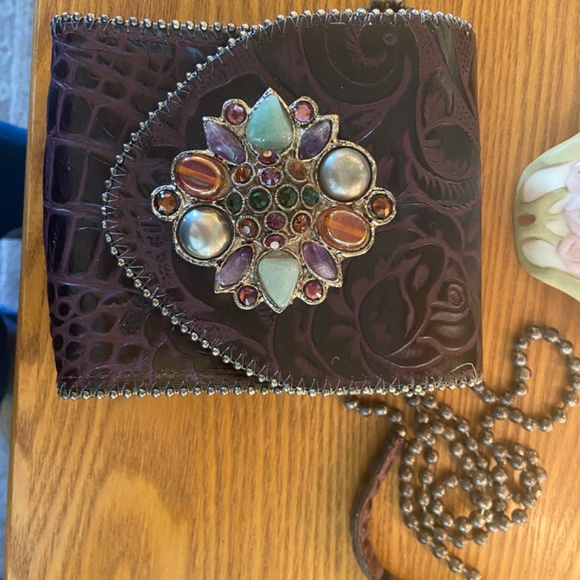 Lovely Leatherock Purple Croc Embossed Bag - Picture 11 of 13